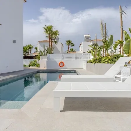 La - Nissi Luxury * Ajia Napa