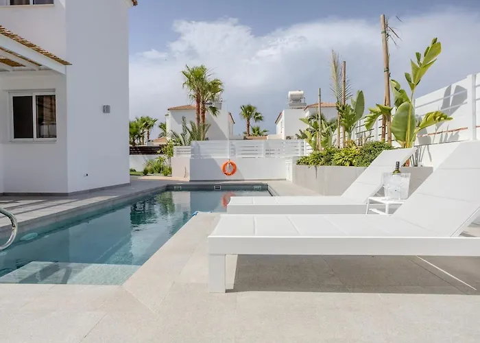 La - Nissi Luxury * Ajia Napa